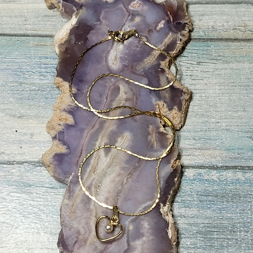 Gold Heart Pendant Necklace
